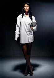 Lapsille kerrottavaa? Martina Aitolehden CV: salarakas-titteli, levytyssopimus ja rinnat Seiskassa.