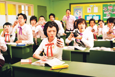 R&A ‘07 -satoa: eteläkorealainen nettisarjakuvaan perustuva Dasepo Naughty Girls kertoo lukiosta, jossa opiskelijat ovat seksimaanikoita, opettajat pervertikkoja.