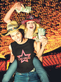 Älä tule paha käsi, tule täyskäsi. Joka kymmenes pelaaja on voitollinen live-pokerissa.