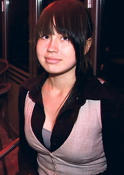 Passion terassi . Opiskelija Elina, 18