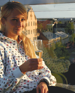 SKY. Opiskelija Anna, 24