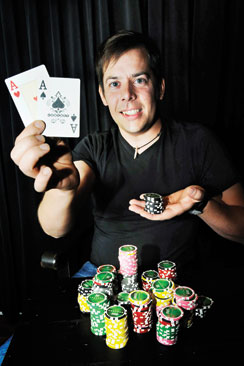 Tomas Lindberg pitää ongelmanratkaisutehtävistä, muun muassa ristikoista ja sudokuista.