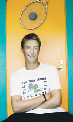 Henri Kontinen on maailman parhaita junioripelaajia, mutta miesten ATP-listalla vasta sijalla 1790.