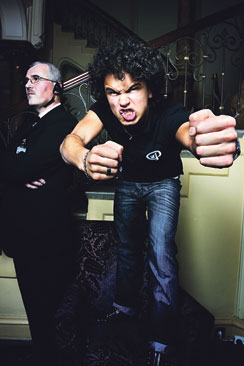 Pete Parkkonen kannattaa televisiolupamaksun poistamista ja nuuskan myynnin sallimista.