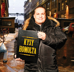 Ranneliike.netin päätoimittaja Sami Mollgren vastaa homoja koskeviin kysymyksiin.