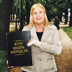 Vasenkätisten kaupan Anne Kainulainen vastaa vasenkätisiä koskeviin kysymyksiin.