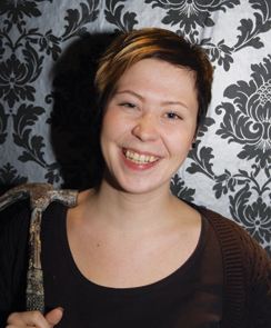 The Onen remontissa myös ravintolapäällikkö Milla Kivinen pääsi vasaran varteen.