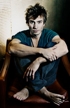 Sebastian Rejman kasvattaa hauista Hakaniemen Solanassa. "Parhaat päiväkännimestat löytyvät ihan siitä vierestä."