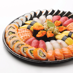 Hanko Sushin annokset valmistuvat osittain myös  japanilaisten kokkien voimin.