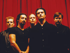 Faith No More Ilosaarirokkaa.