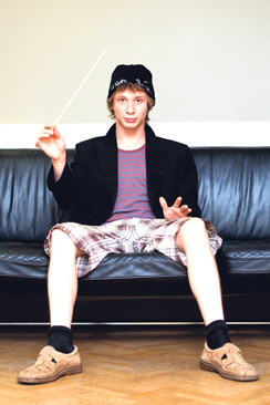 Jokainen tahtipuikko on yksilö. Rouvalin on kevyt ja itsestäänlentävä.