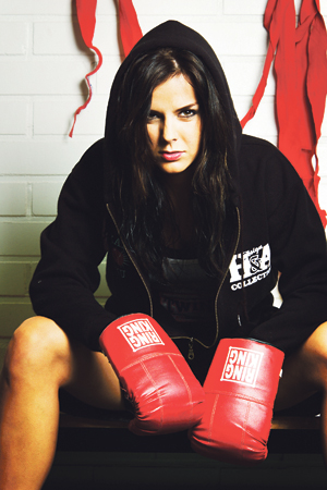 Miss Suomi 2008 satu Tuomisto ja Pasi Nielikäinen ovat tuorein missi-lätkänpelaaja-pari.