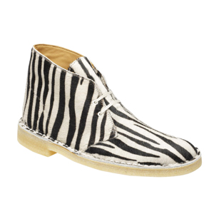 Tää on Desert Boot. Liam Gallagherkin on suunnitellut sellaisen.