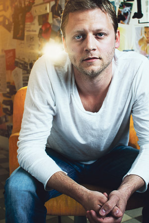 Bronson club on nimetty 1970-luvun kivikasvoisen näyttelijän Charles Bronsonin mukaan.