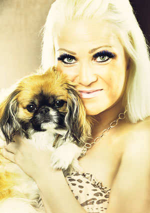 Julia Tukiainen olisi halunnut jutun loppuun yhden motoistaan: "Elä ja anna muiden elää. Meillä on vain yksi elämä."