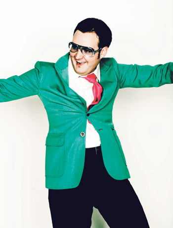 Sami Hedberg naurattaa Logomossa.