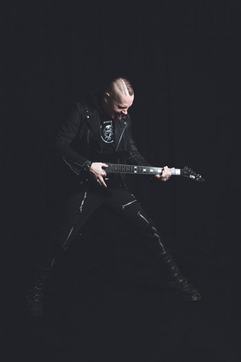 Proteus, tuo maailmanluokan hard dance -seppä.