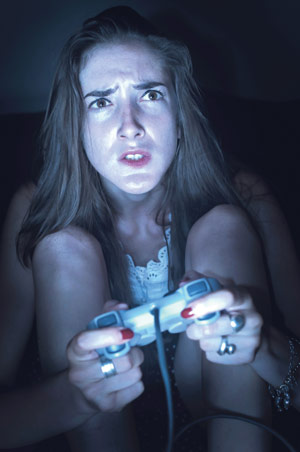 Pelaajanaisten oikeuksia ajava epävirallinen liike on saanut myös vastustusta. Hatara perustelu kuuluu näin: ”Naispelaajat itse korostavat olevansa naisia. Ei ihme, että heille vähän vittuillaan.”