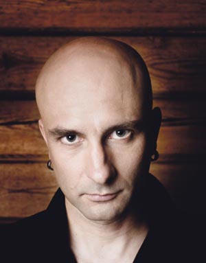 Herra Ylppö ei ole käyttänyt koskaan salanimeä biisejä tehdessään. ”En häpeä mitään, mitä olen tehnyt.”