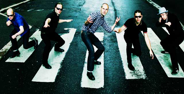 The Valkyrians surffaa Helsinki-päivänä Espan lavalle.