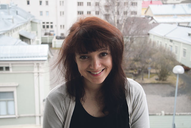 Ensiaputeltan lisäksi Eleonoora Riihinen on ollut vapaaehtoisena artistien cateringissa.