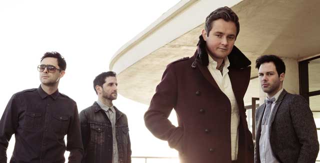 Kamera, mutta ei kitaraa.