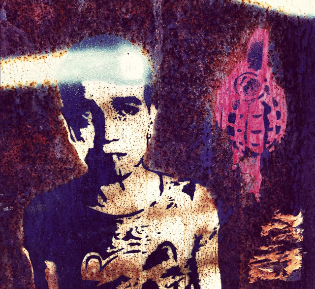 Osa taiteesta on pientä, tarroilla tai sabluunoilla väsättyä.