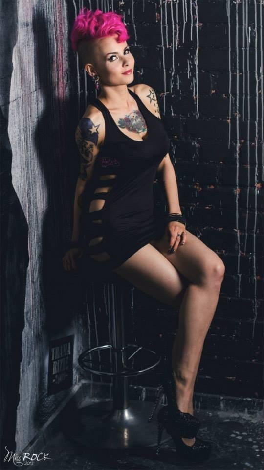 Nea Petäsnoro, 21, Oulu.