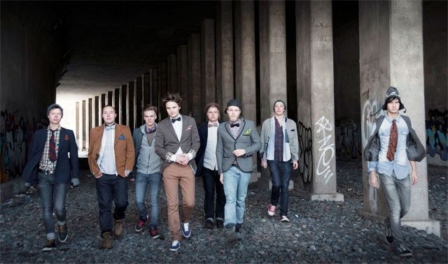 Roope Salminen & Koirat liikenteessä.