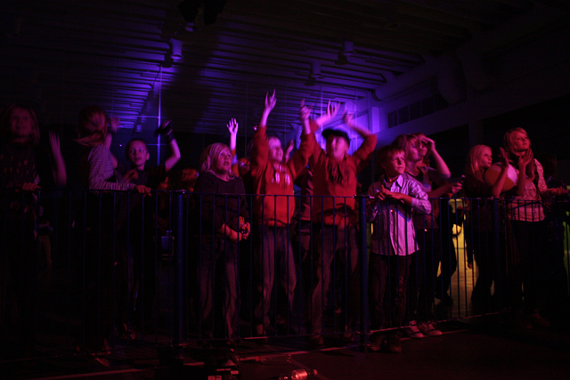 Music Against Drugs ry:n kohderyhmään kuuluvat erityisesti kouluikäiset lapset ja nuoret.