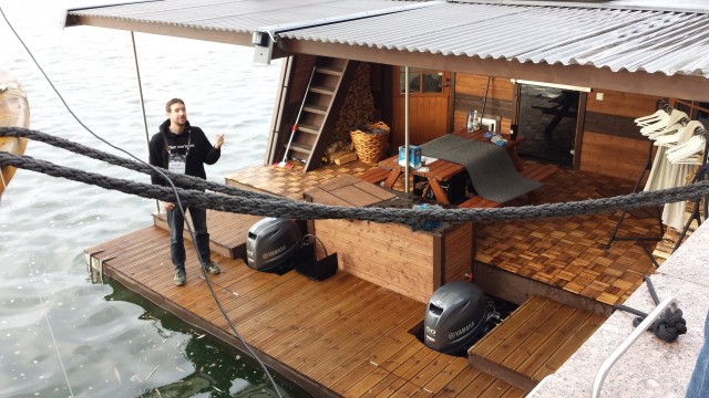 Maailman suurin saunalautatta. Ihan tavallisten ihmisten omistama.