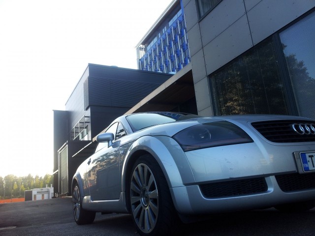 Mun yks haaveista nuorena yrittäjänä oli hommata Audi TT. No sekin on toteutunut :)