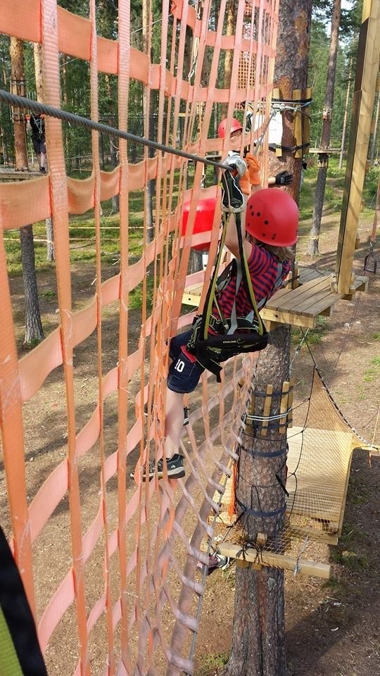 Flowparkissa riittää haastetta.