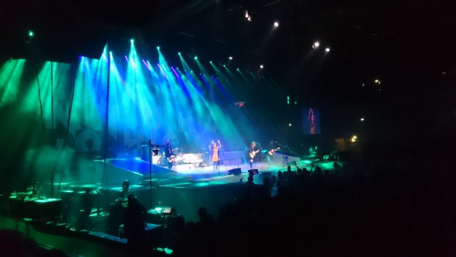 Don Huonot feat Laura Närhi - Surunkerääjä