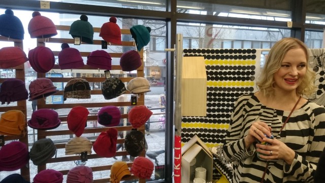 Kati Niemi KN Collection piti PopUp hattukauppaa.