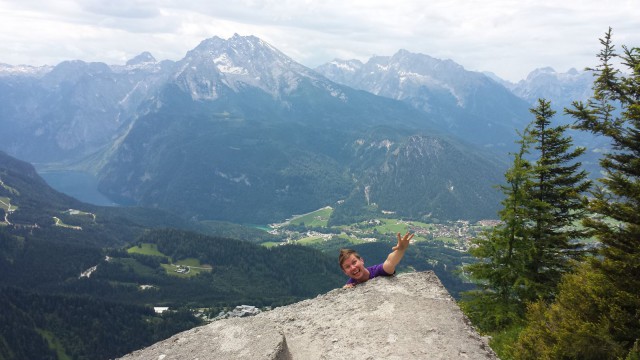 Päätä rohkeasti, minne haluat mennä, minne haluat edetä. Pääset kyllä eteenpäin elämässäsi kun keskityt tavoitteittesi saavuttamiseen ja ja tärkeiden asioiden kanssa tekemiseen. Kuva Saksasta.