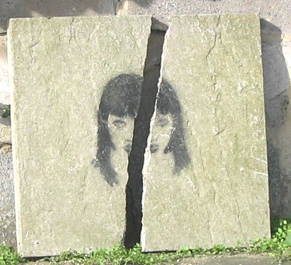 Konkurssissa meni kaikki. Kaverit, parisuhde, työpaikka ja luottotiedot. Kuva cc by sa asboluv