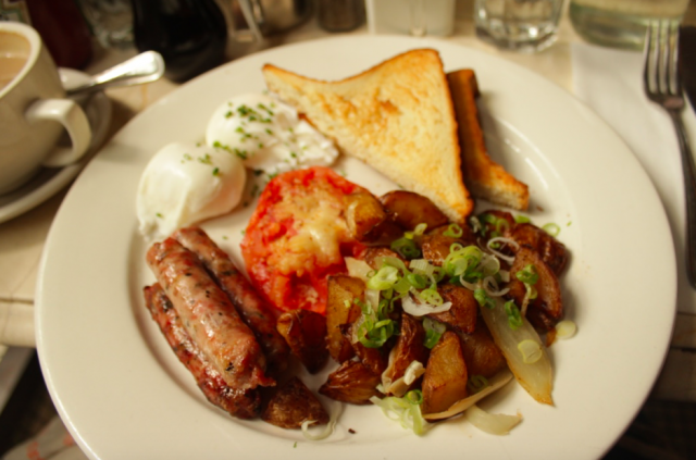 Juliette-ravintolassa Brooklynissä saa aamiaista suloisessa ympäristössä.