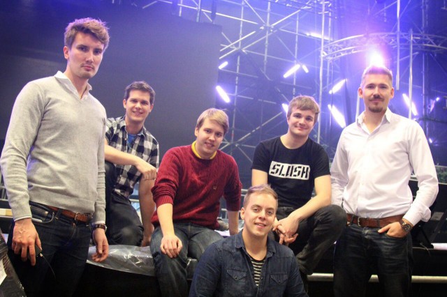 Woltin perustajat Mika Matikainen (vas.), Lauri Andler, Oskari Pétas, Juhani Mykkänen, Miki Kuusi ja Elias Pietilä.