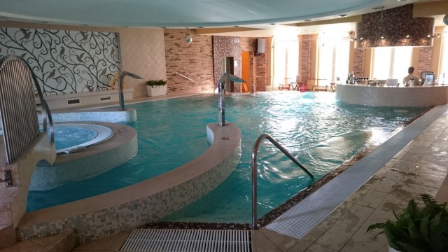 Heliopark Kaiserhofin Spa osasto oli positiivinen yllätys. Saunat olivat oikeasti jopa hyviä saunoja ja allasbaarin antimia oli kiva siemailla porealtaassa.