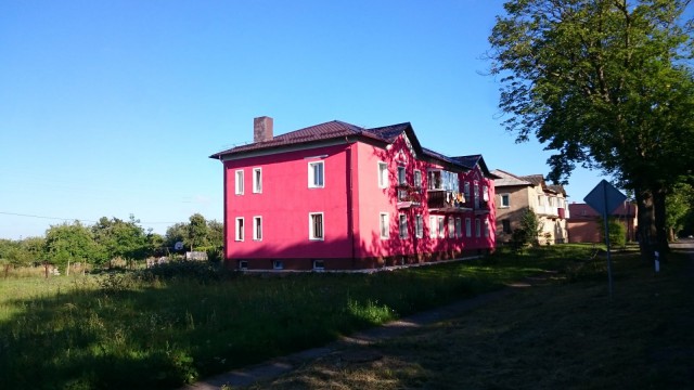 Pinkki talo. Venäjä, Kaliningrad.