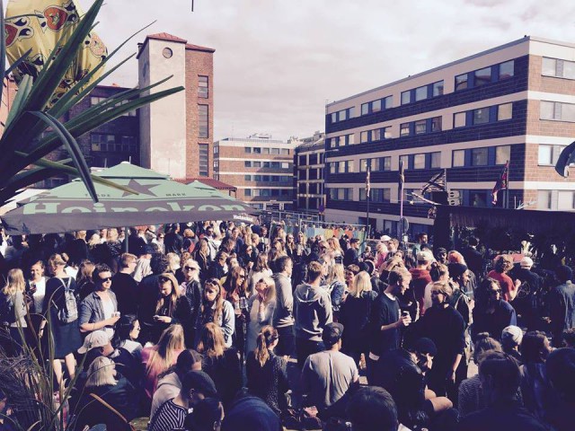 Ääniwallin sunnuntaimeininkiä.