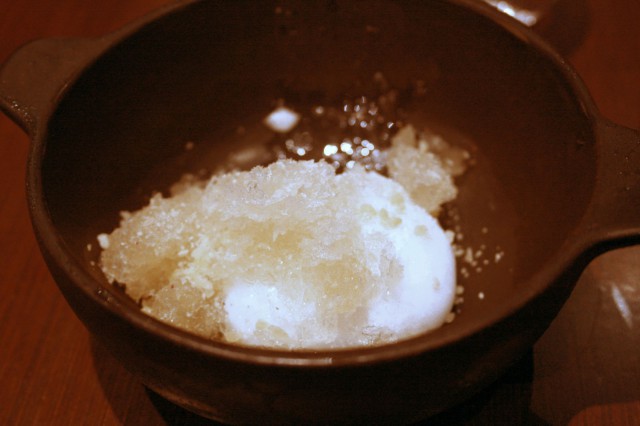 SUNNUNTAIN JA MAANANTAIN VÄLISENÄ YÖNÄ - ”konjakkia, limeä ja inkivääriä”