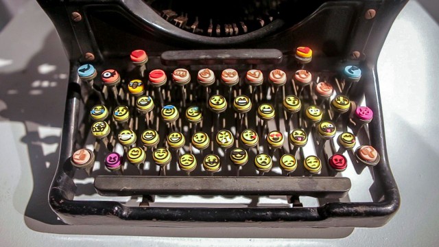 Emoji Keyboard Maya Ben-Ezer’s Shift Key