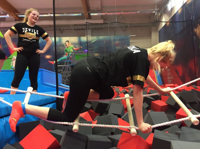 Tasapainossa vai ei? Näyttää melko helpolta, tai sitten ei...