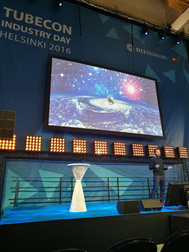 Tubecon Industry day 2016, Nicolás Alcalá, Future Lighthouse perustaja lavalla