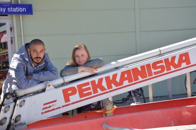 Mr. Dheo ja Salla ikonen.