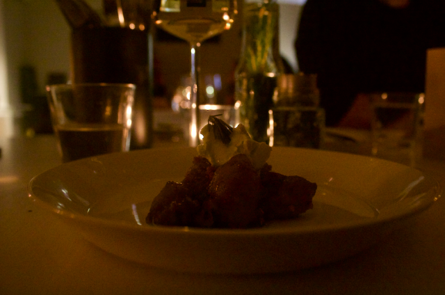 Maa-artisokka kallioimarre-smetanakastikkeessa nousi monen pöytäläisen suosikiksi.