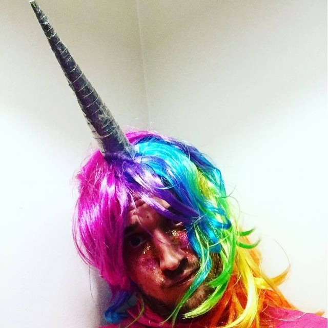 Herra Neverthink Aviv Junno.