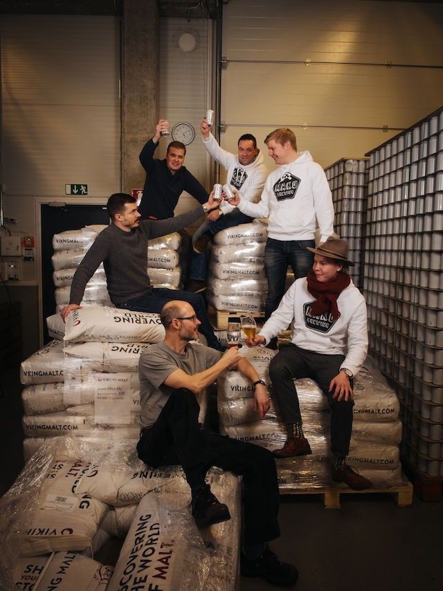 Makun tiimi: Jasu Sohlberg, Harri Hopearuoho, Jussi Tamminen, Jukka Hopearuoho, Ari Kolehmainen, Topi Syvänen.